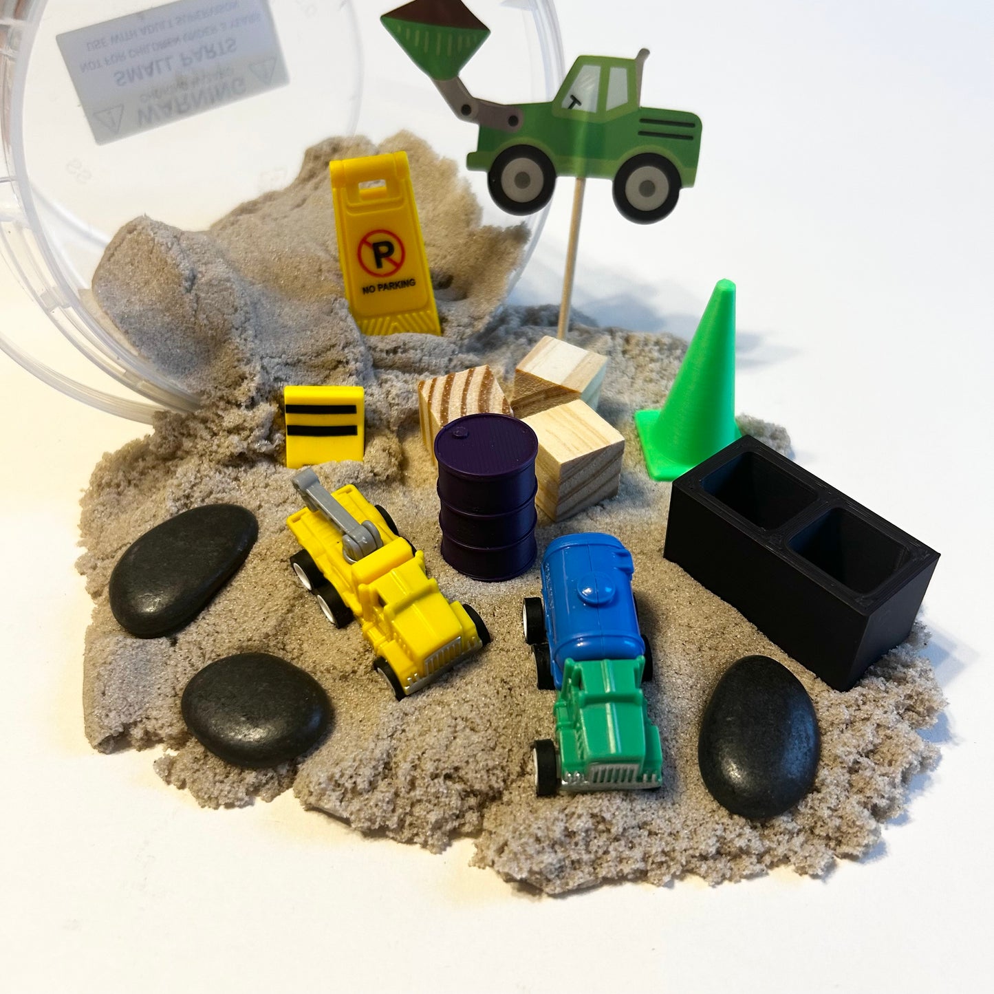 Construction Kinetic Sand Bucket