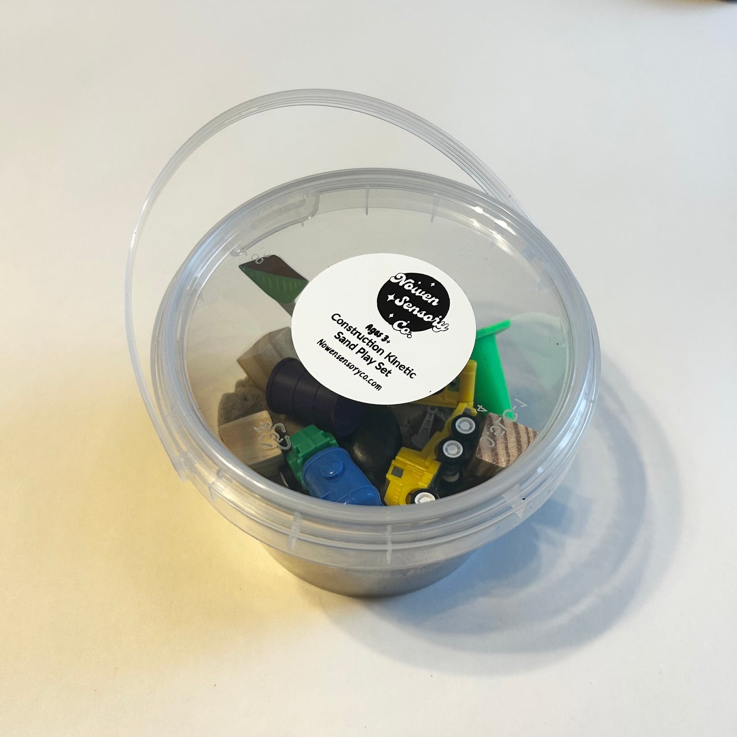 Construction Kinetic Sand Bucket